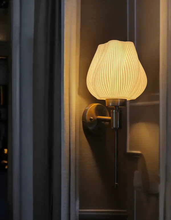 Honeyrose_Wall_Lamp