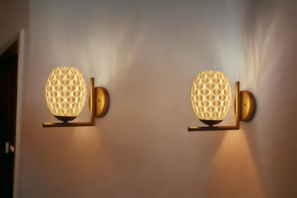 Pinakle_L_Wall_Lamp