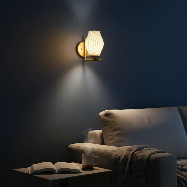 Spizler_Wall_Lamp