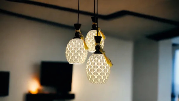Pinakle_Chandelier_Set_of_3