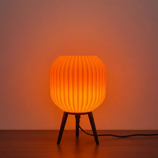 Hector_Tripod_Table_Lamp