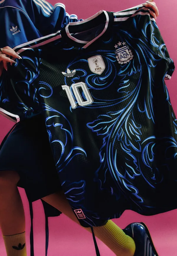 Argentina_WC_2026_Away_-_(Stadium/Master_Kit)