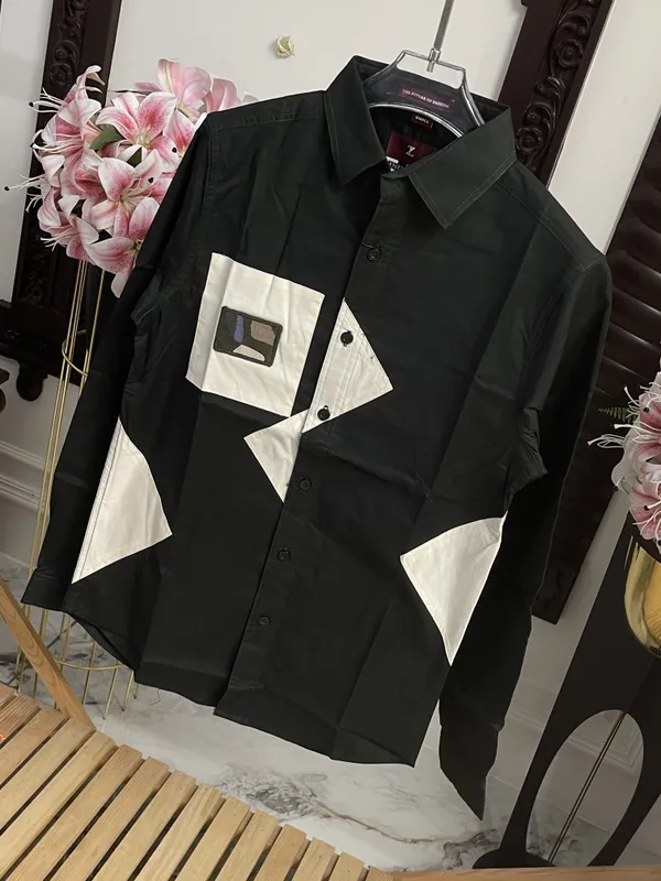 Black_White_Cotton_Geometric_Print_Full_Sleeve_Shirt_For_Men
