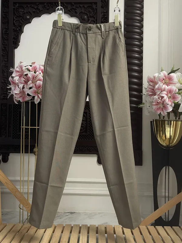 Olive_Green_Linen_Viscose_Pleated_Formal_Trousers_For_Men