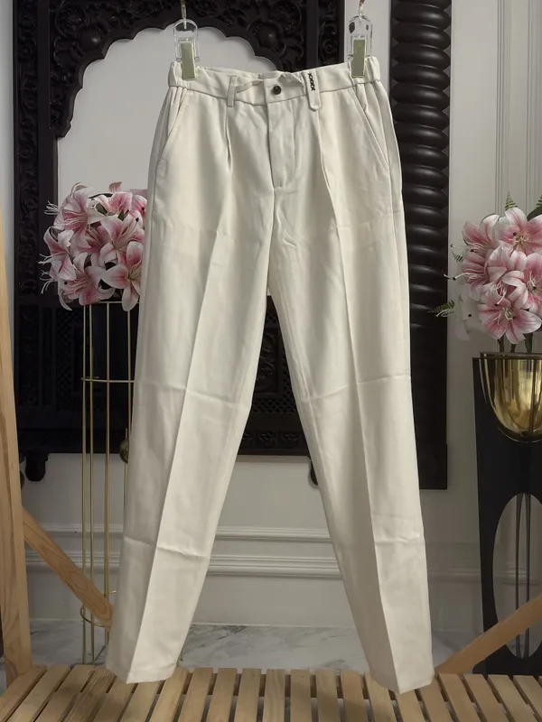 cream_linen_Pleated_High_Waist_Tapered_Trousers_For_men