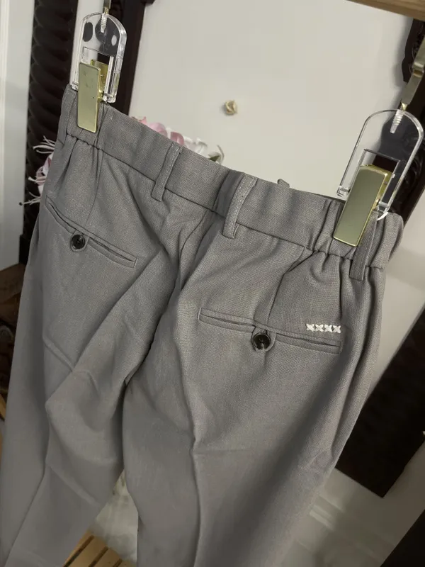 Grey_linen_Viscose_Pleated_korean_Trousers_For_Men