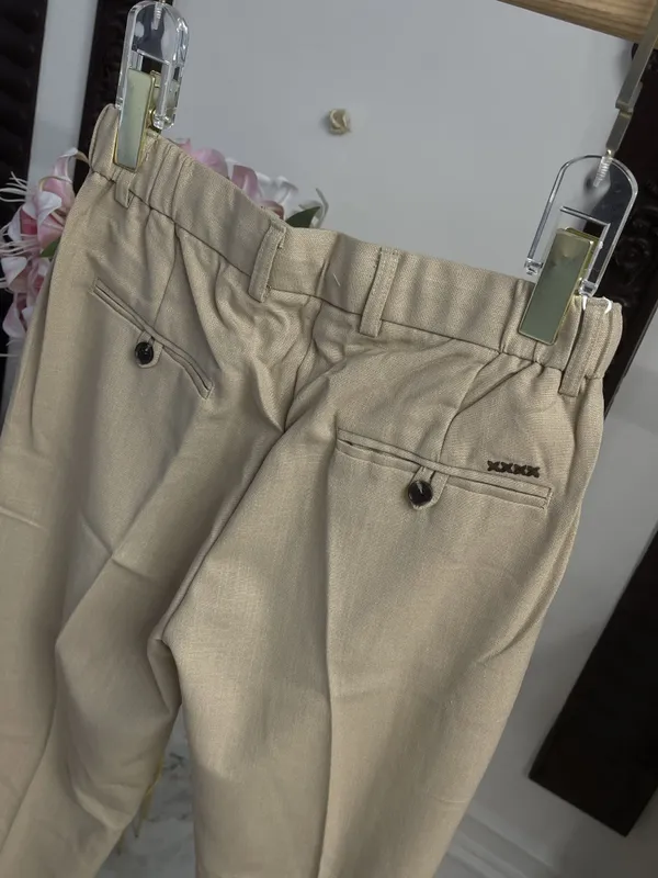 Beige_linen_Pleated_korean_Fit_Trousers_For_Men