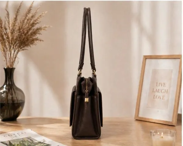 Classic_Brown_Structured_Leather_Handbag_with_Double_Handles