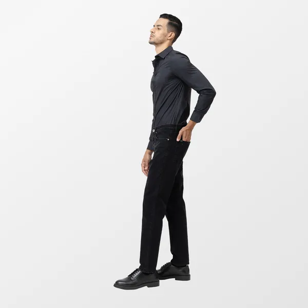Liam_Slim_In_Black