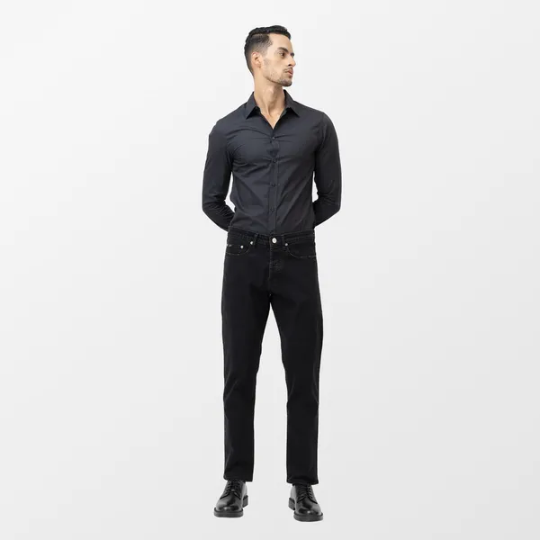 Liam_Slim_In_Black