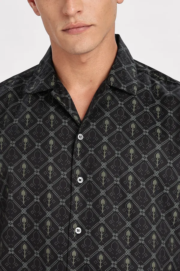 Black_Solid_Cotton_Shirt_For_Men