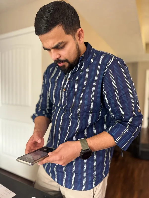 Blue_Solid_Cotton_Kurta_For_Men
