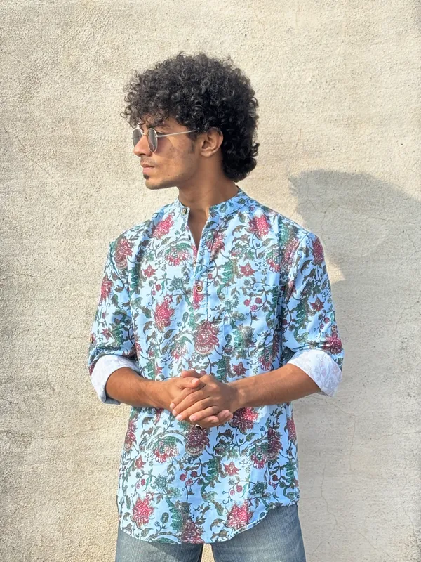 Blue_Floral_Print_Cotton_Kurta_For_Men