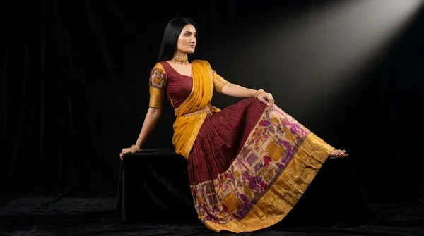 Red_Dola_Silk_Patola_Print_Foil_Work_Lehenga_Choli_For_Women