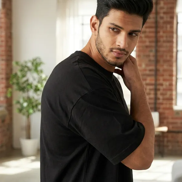 Black_Cotton_T_Shirt_For_Men