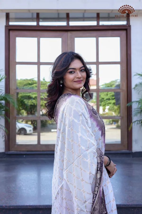 Elegant_Purple_Kurta_Set_With_Embroidered_White_Dupatta_Women_Ethnic_Wear