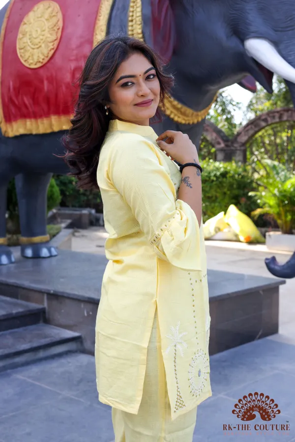 Women_Yellow_Embroidered_Kurta_Pajama_Set