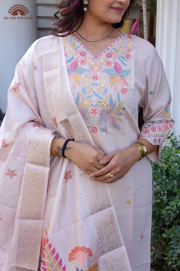 Pastel_Pink_Embroidered_Kurta_Set_With_Dupatta_Heritage_Style_Ethnic_Wear