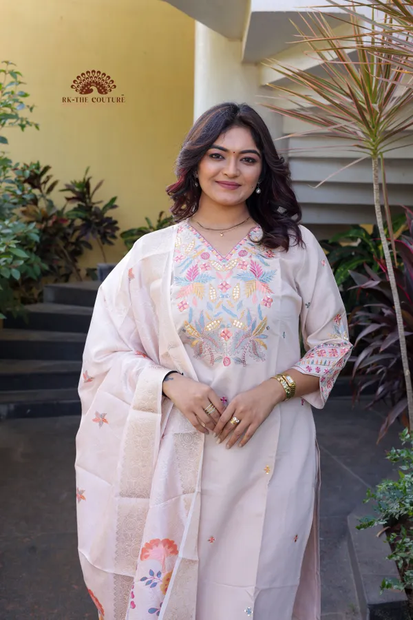 Pastel_Pink_Embroidered_Kurta_Set_With_Dupatta_Heritage_Style_Ethnic_Wear
