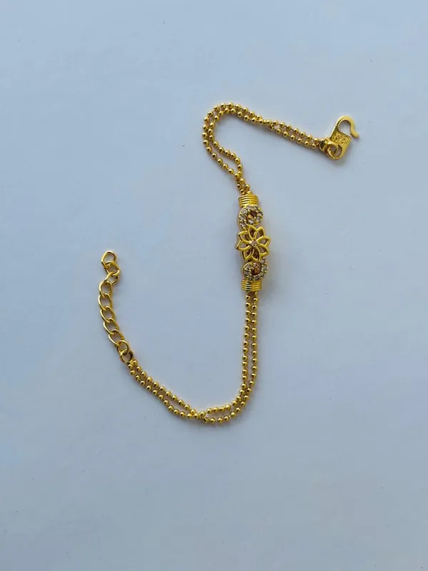 Goldplated_Floral_Beaded_Chain_Bracelet