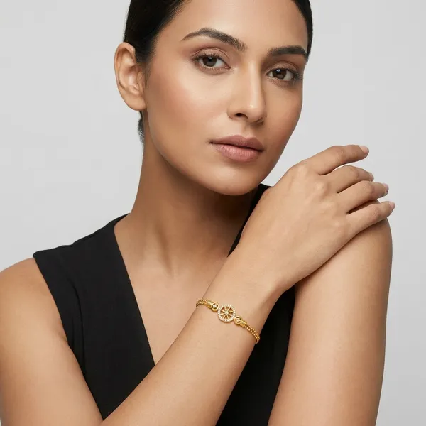 Goldplated_Chain_Bracelet_With_Dual_Charms