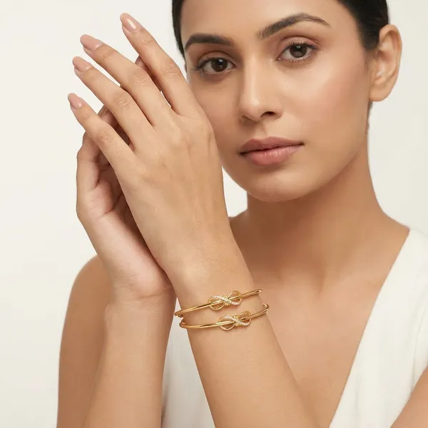 Goldplated_Knot_Design_Bracelet_Bangle