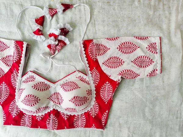 Red_And_White_Cotton_Blouse_For_Women