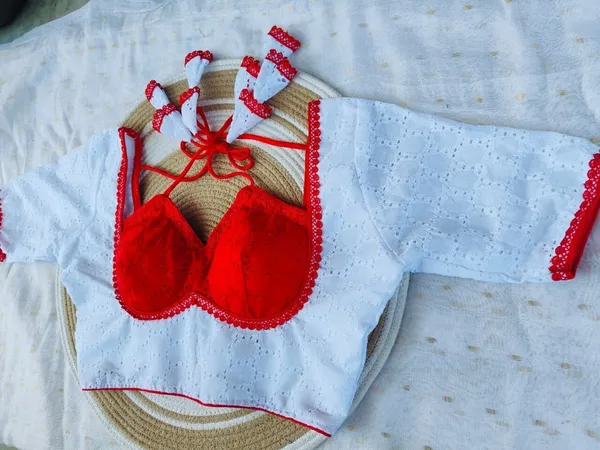 Red_And_White_Cotton_Blouse_For_Women
