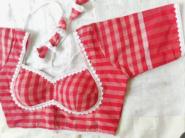 Red_And_White_Cotton_Blouse_For_Women