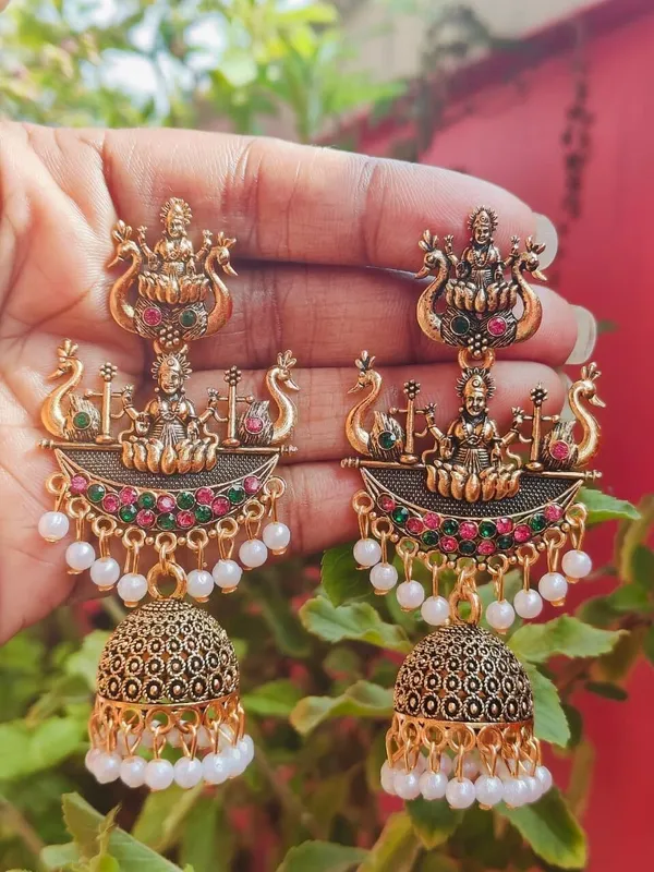 Gold_Brass_Jhumki_Earring_For_Women