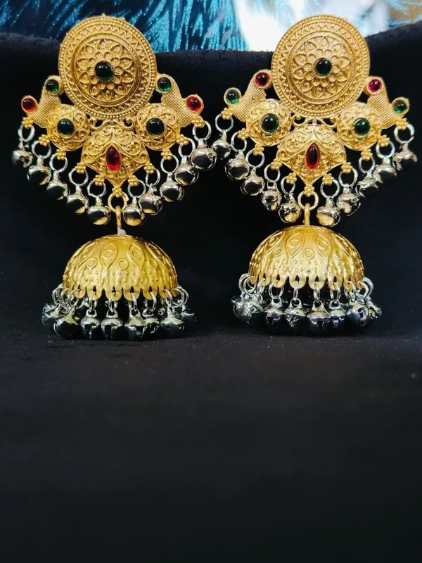 Gold_Earring_Set_For_Women