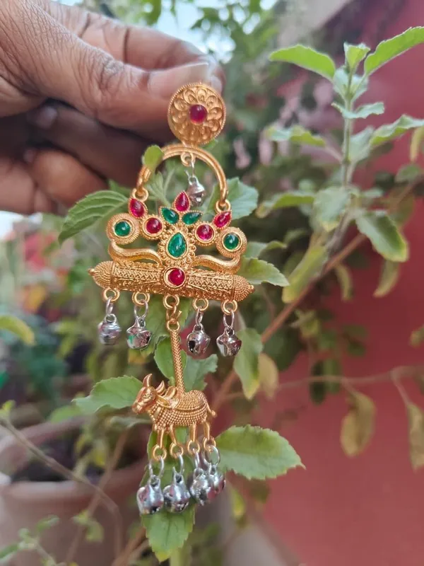 Gold_Brass_Jhumki_Earring_For_Women