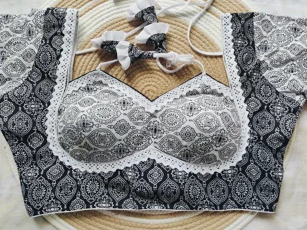 White_And_Black_Cotton_Blouse_For_Women