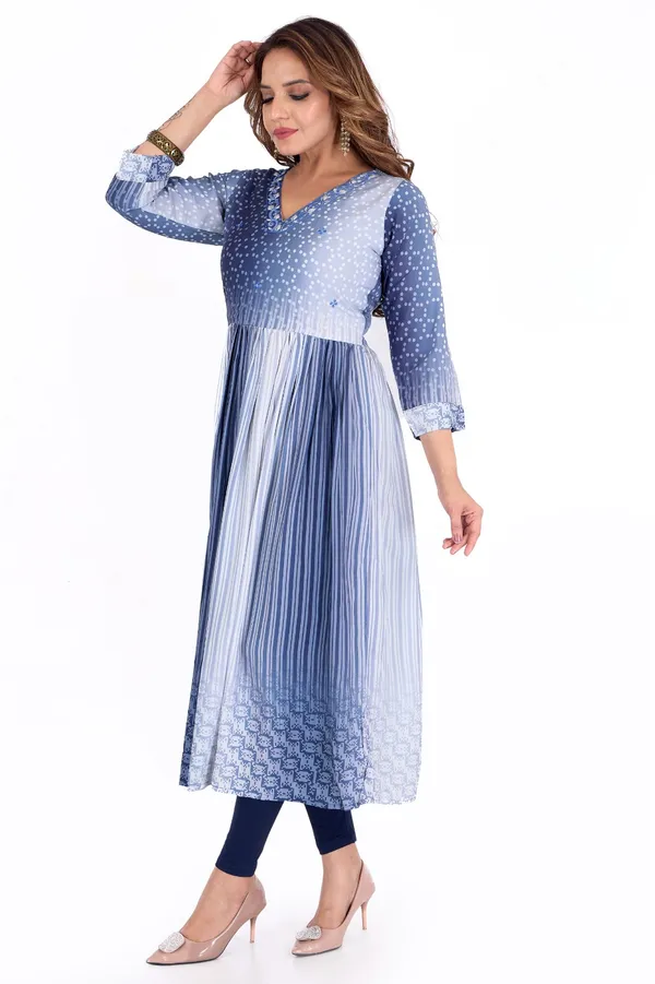 Blue_Gradient_Polka_Dot_Pleated_Anarkali_Kurta_With_Empire_Waist