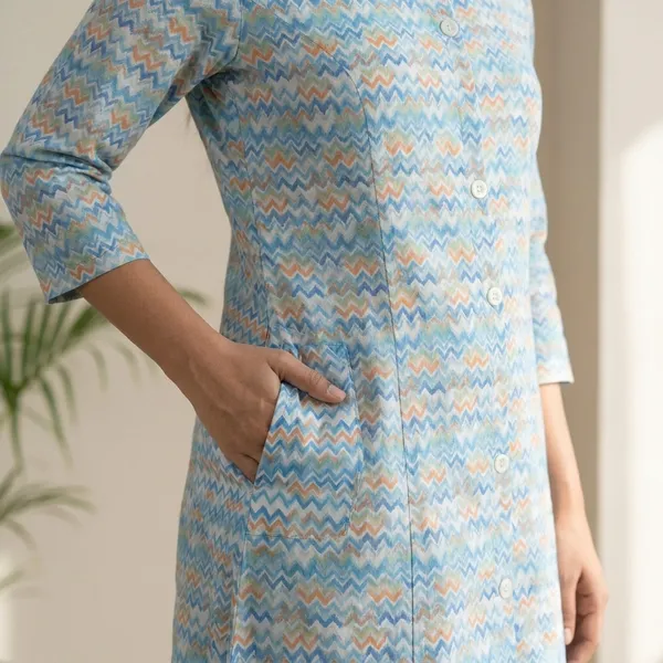 Blue_Women_Chevron_Print_Casual_Dress_With_Pockets