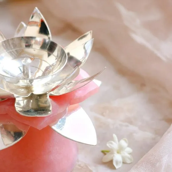 Vintage_Silver_Finish_Plated_Lotus_Diya_With_Blush_Pink_Base_Artisanal_Oil_Lamp_For_Divine_Pooja_And_Festivals