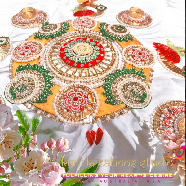 Artisanal_Rangoli_Pack_With_Kundan_Work_And_Beads