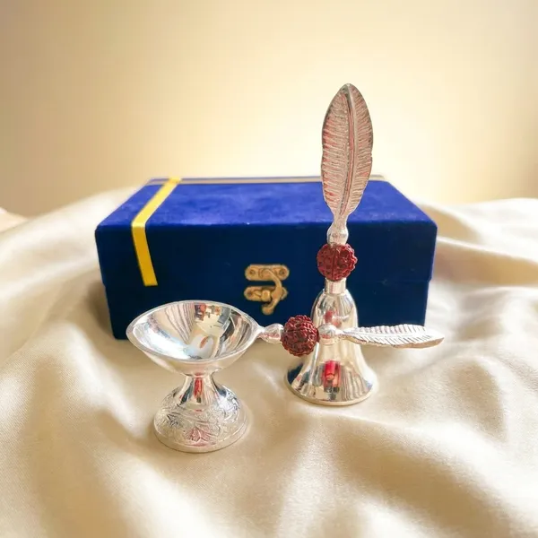 Vintage_Silver_Finish_Plated_Divine_Pooja_Bell_And_Diya_Pack_With_Artisanal_Box_Pack_Of_2