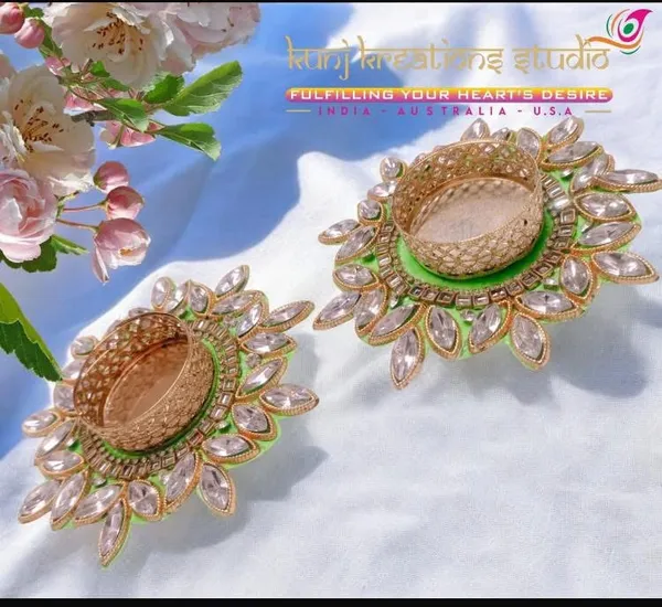 Kundan_Meenakari_Artisanal_Diya_Holders_Lustrous_Gold_Sunburst_Tea_Light_Candle_Stands_Pack_Of_2