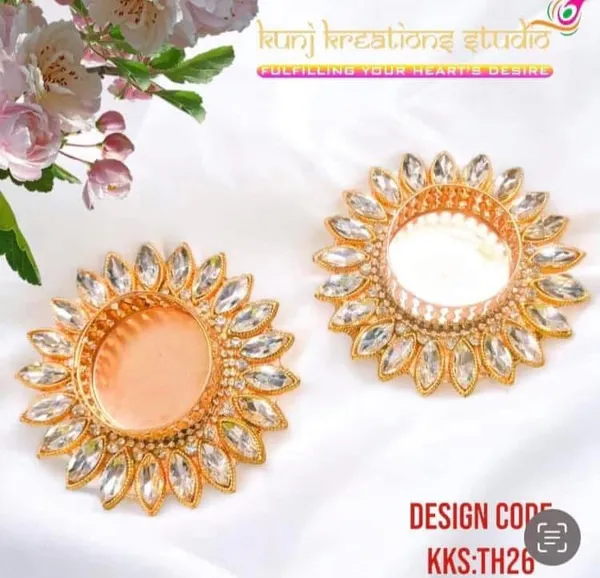 Artisanal_Sunburst_Mirror_Tealight_Holder_Lustrous_Gold_With_Crystal_Accents_Pack_Of_2