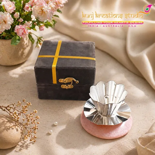 Crystal_Flower_Artisanal_Perfume_Bottle_With_Gift_Box