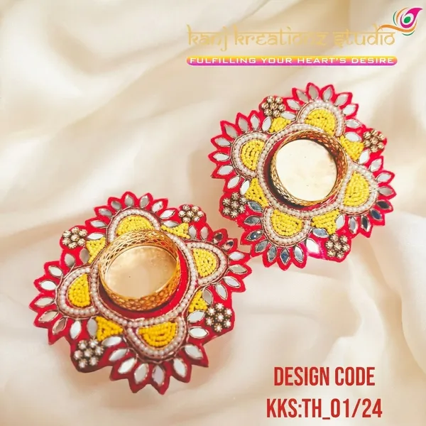 Artisanal_Tealight_Candle_Holders_Flower_Shaped_With_Mirror_And_Beadwork_Pack_Of_2