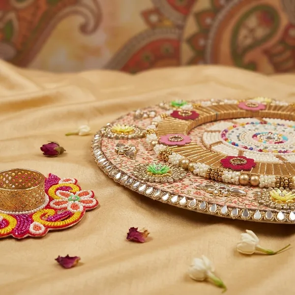 Artisanal_Diya_Pack_With_Rangoli_For_Divine_Pooja_And_Festive_Diwali_Decoration