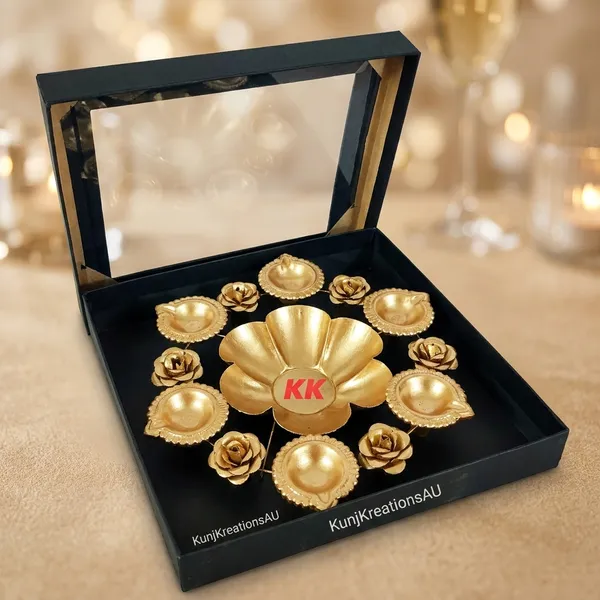 Lustrous_Gold_Artisanal_Floral_Tray_Pack_With_Kk_Branding_By_Kunjkreationsau