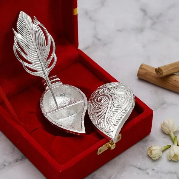Vintage_Silver_Finish_Plated_Artisanal_Leaf_With_Diya_And_Heart_Shaped_Bowl_Gift_Pack_In_Red_Velvet_Box_Set_Of_2
