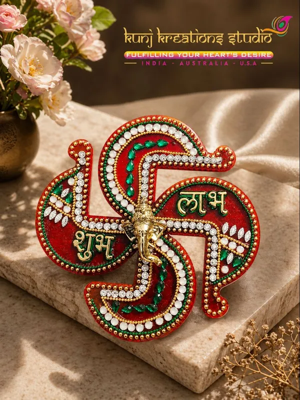 Hand_Etched_Swastik_Design_Artisanal_Wall_Hanging_With_Prosperity_Shubh_Labh_Red_And_Emerald_Green