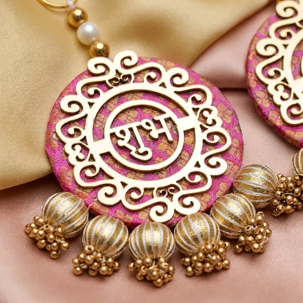 Blush_Pink_Prosperity_Shubh_Labh_Meenakari_Pooja_Decor_With_Lustrous_Gold_Pack_Of_2