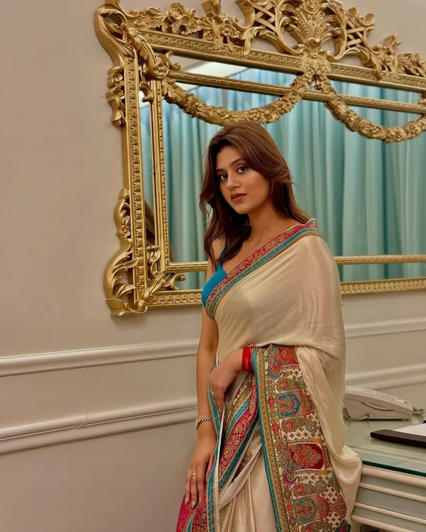 Bollywood_Wedding_Designer_Japan_Silk_Saree