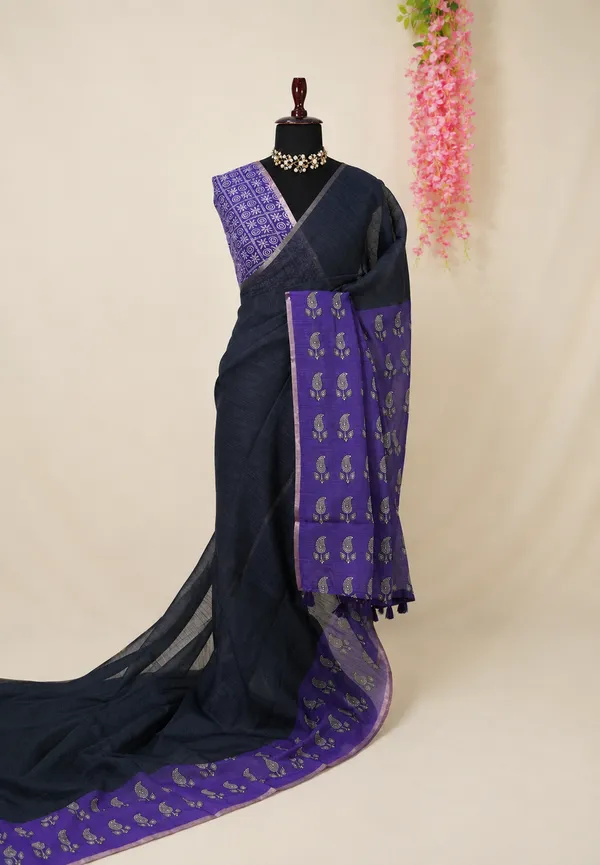 Classic_Black__Linen_Cotton_Plain_Saree_with_Contrast_Pallu_and_Blouse_-_Best_for_Office_Wear_|_Casual_Wear