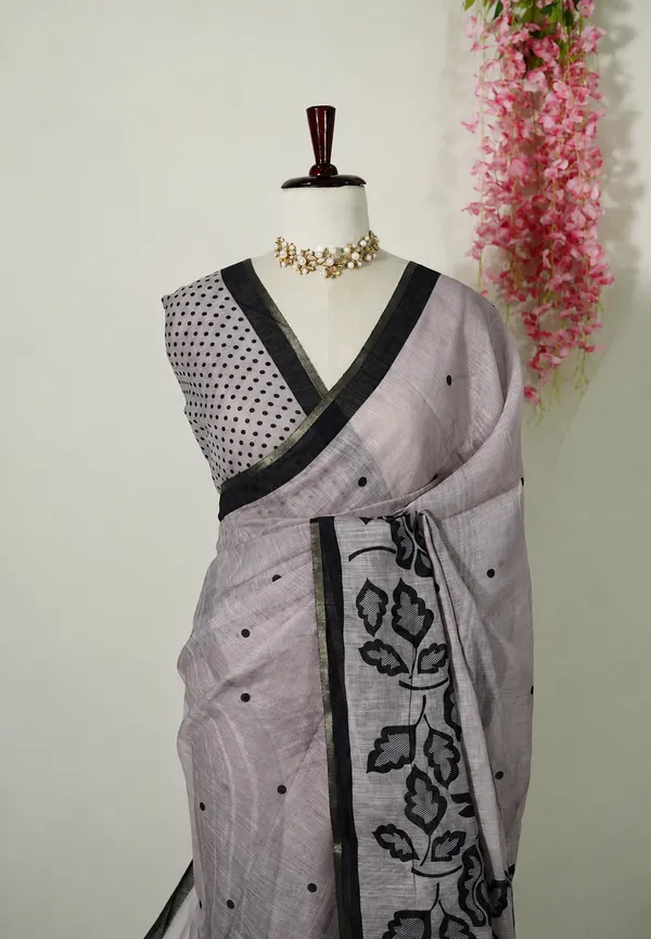 Grey_Color_Flower_Digital_Printed_Saree